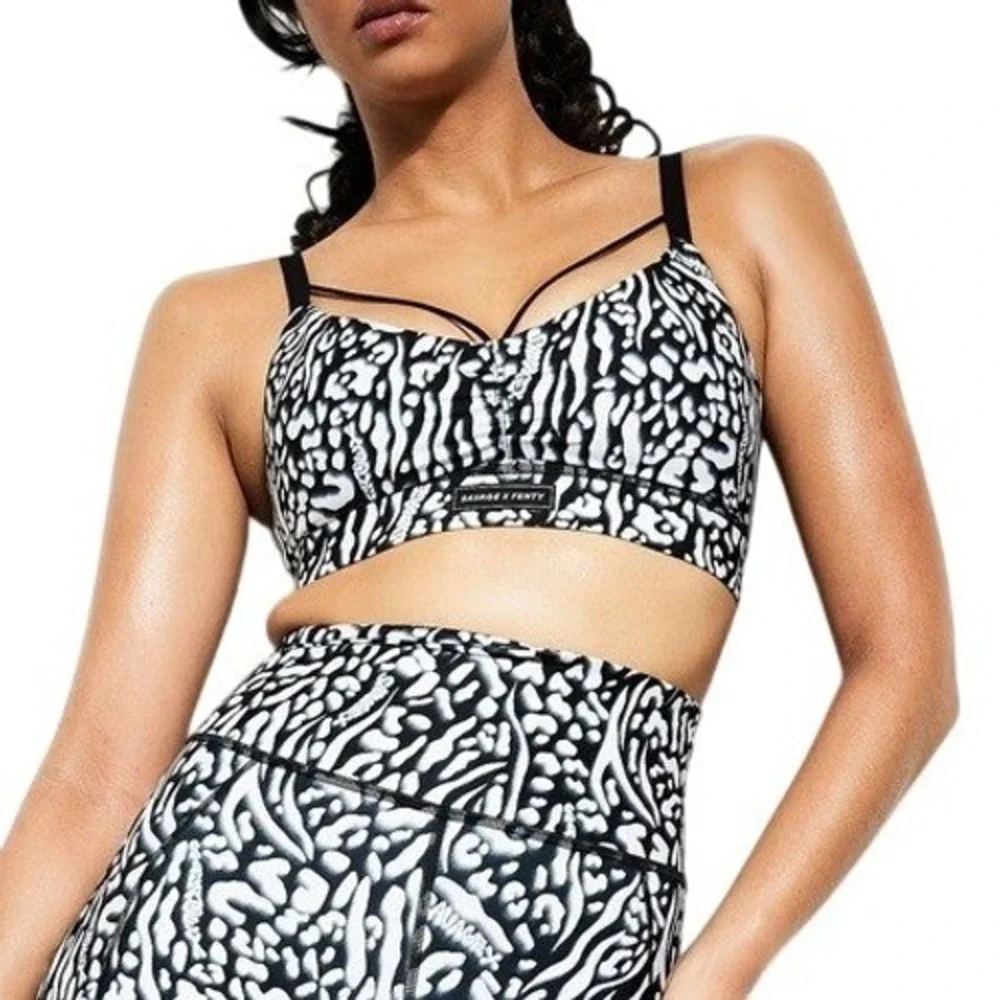 Savage X Fenty Black White Animal Print Sports Bra Strappy‎ Back Workout Gym